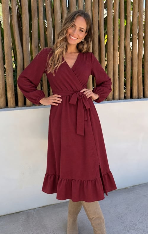 Jurkjes Ruffle Split Midi Jurk Burgundy